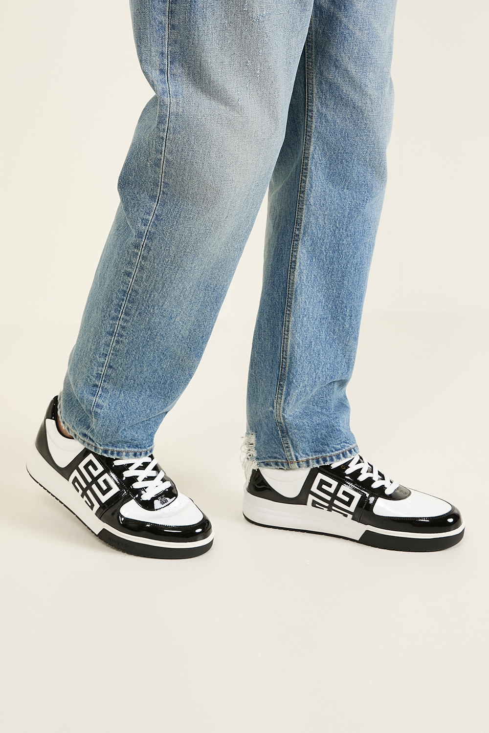 נעלי סניקרס